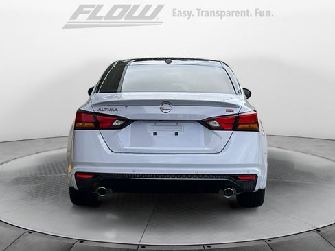 Used 2026 Nissan Altima 2.5 SR w/ SR Premium Package FWD image 8