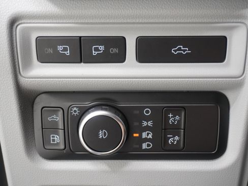 Used 2021 Ford F150 Limited AWD/4WD image 34