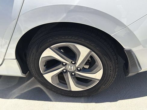 Used 2019 Honda Insight EX image 15