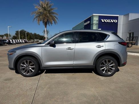 Used 2019 MAZDA CX-5 Grand Touring image 2