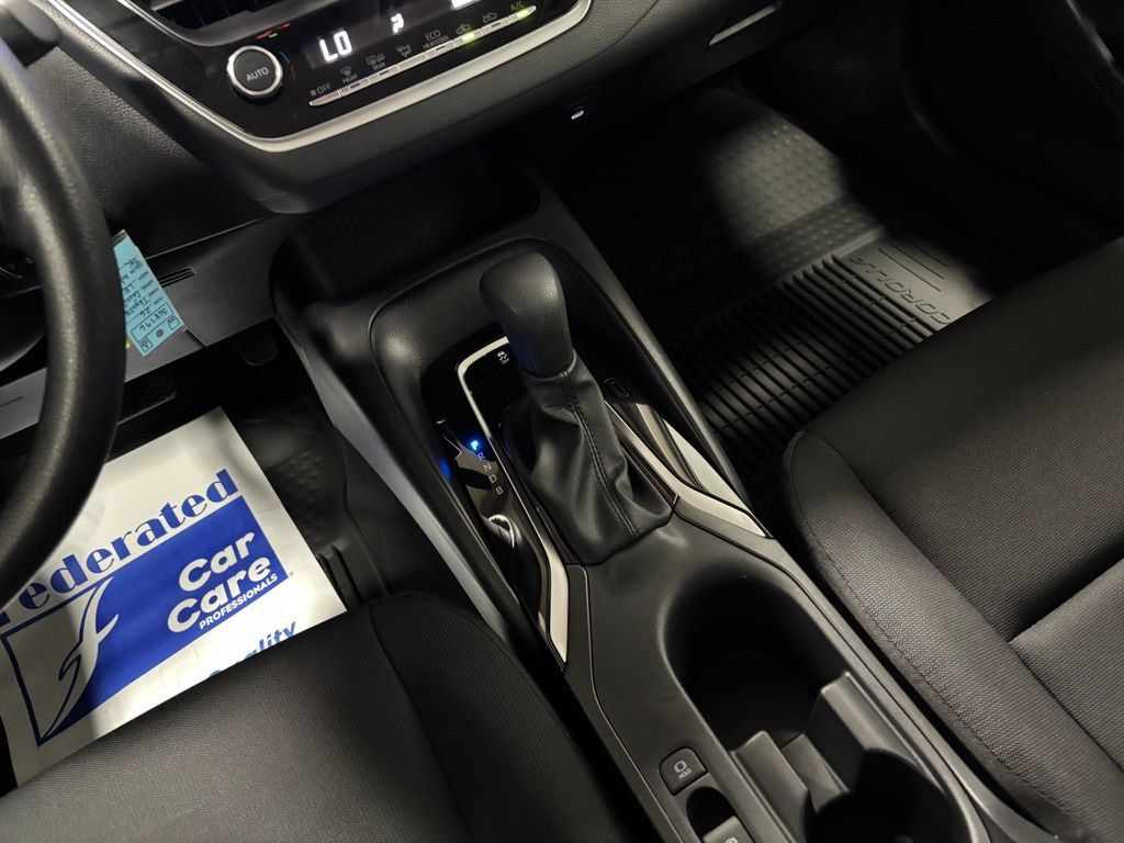 Used 2026 Toyota Corolla LE FWD image 37