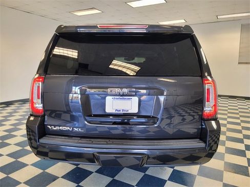 Used 2020 GMC Yukon XL SLT w/ Open Road Package image 6
