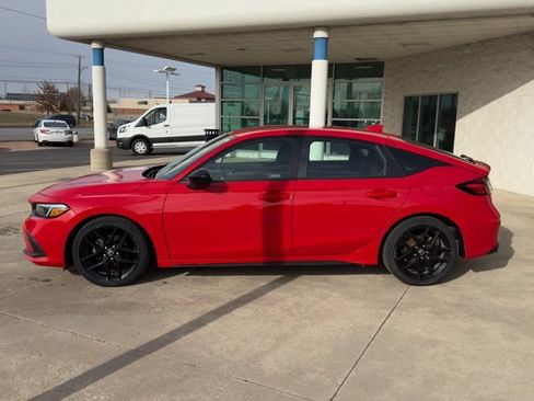 Certified 2023 Honda Civic Sport image 2