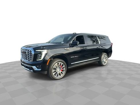 New 2026 GMC Yukon XL Denali w/ Denali Reserve Package image 4