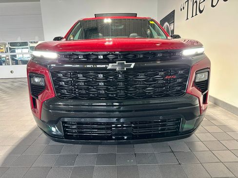 Used 2026 Chevrolet Traverse RS w/ LPO, Floor Liner Package image 2