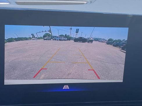 New 2026 Chevrolet Trax ACTIV w/ Sunroof Package FWD image 17