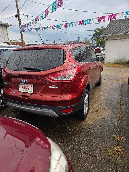 Used 2015 Ford Escape SE FWD image 3