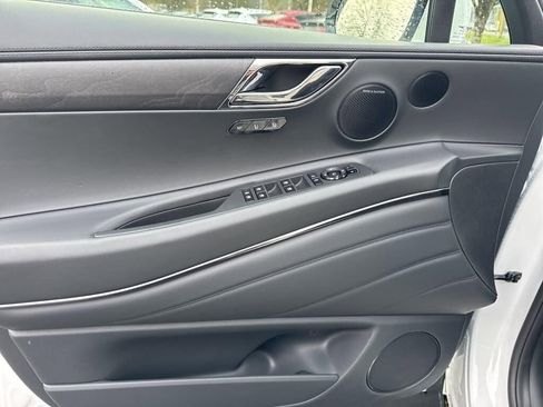 New 2026 Genesis GV80 3.5T Prestige AWD/4WD image 15
