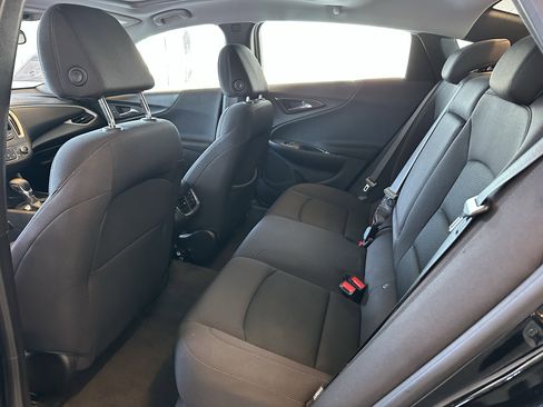 Used 2023 Chevrolet Malibu LT image 9