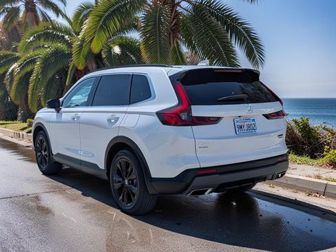 Used 2025 Honda CR-V Sport Touring image 7