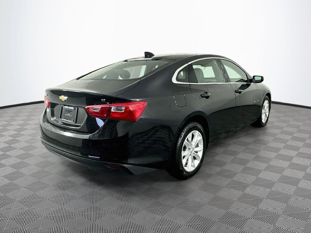 Used 2025 Chevrolet Malibu LT FWD image 11
