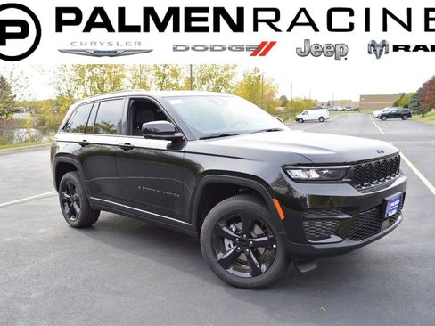 New 2025 Jeep Grand Cherokee Altitude image 1