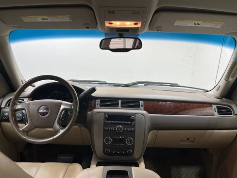 Used 2012 GMC Sierra 1500 SLT w/ SLT Convenience Package AWD/4WD image 16