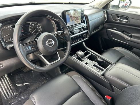 Certified 2023 Nissan Pathfinder SL w/ SL Premium Package image 31