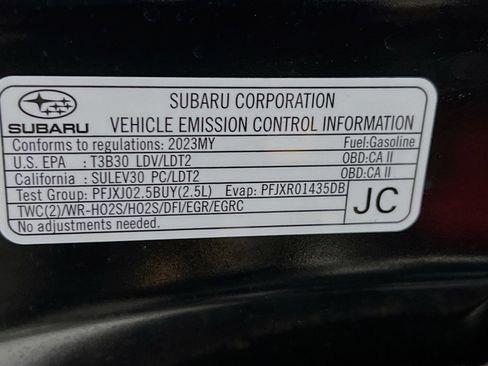 Used 2023 Subaru Outback Premium AWD/4WD image 22