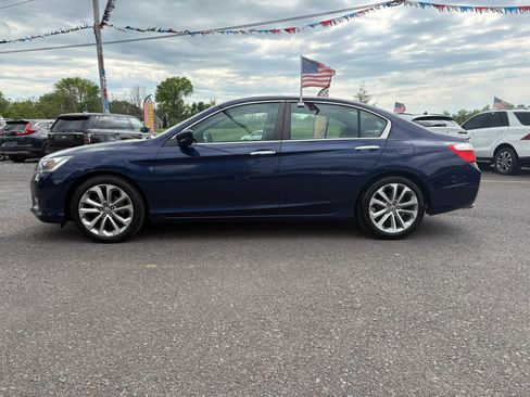 Used 2014 Honda Accord Sport image 2