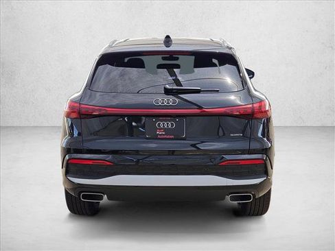 Used 2025 Audi Q5 Premium Plus w/ Premium Plus image 7