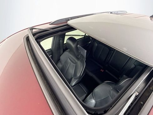 Used 2023 Jeep Grand Cherokee Overland w/ Luxury Tech Group IV image 25