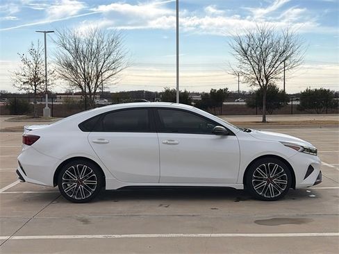 Used 2022 Kia Forte GT w/ GT2 Package image 10