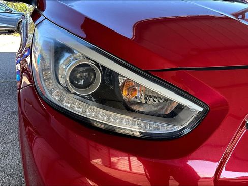 Used 2015 Hyundai Accent Sport image 35