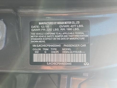 Used 2017 INFINITI QX30 w/ Cargo Package FWD image 24