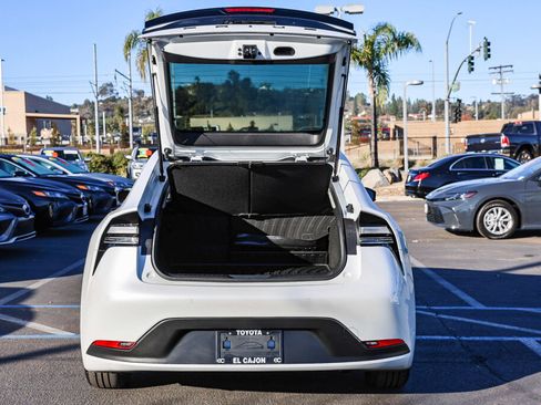 Certified 2026 Toyota Prius Plug-In Hybrid image 24