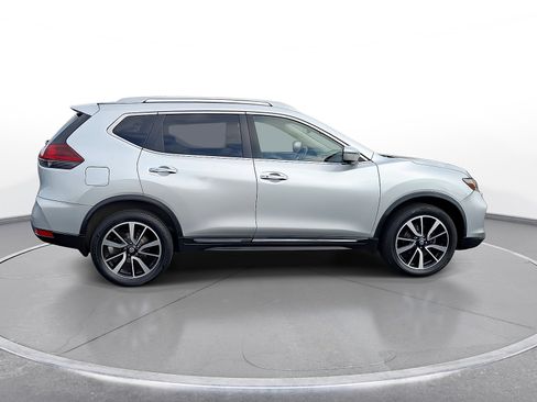 Used 2019 Nissan Rogue SL AWD/4WD image 9