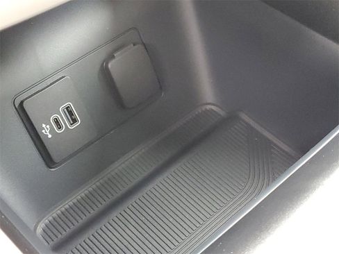 New 2026 Ford Explorer Active w/ Active Comfort Package image 24