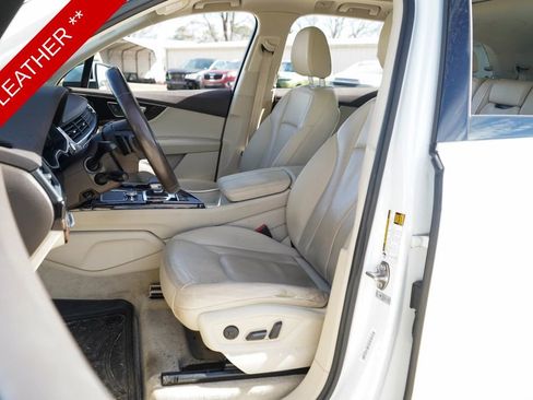 Used 2017 Audi Q7 3.0T Premium Plus image 8