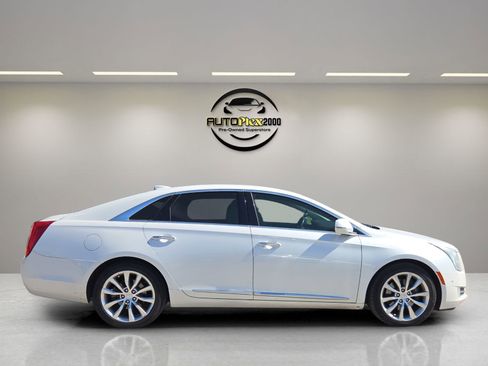 Used 2016 Cadillac XTS Luxury FWD image 8