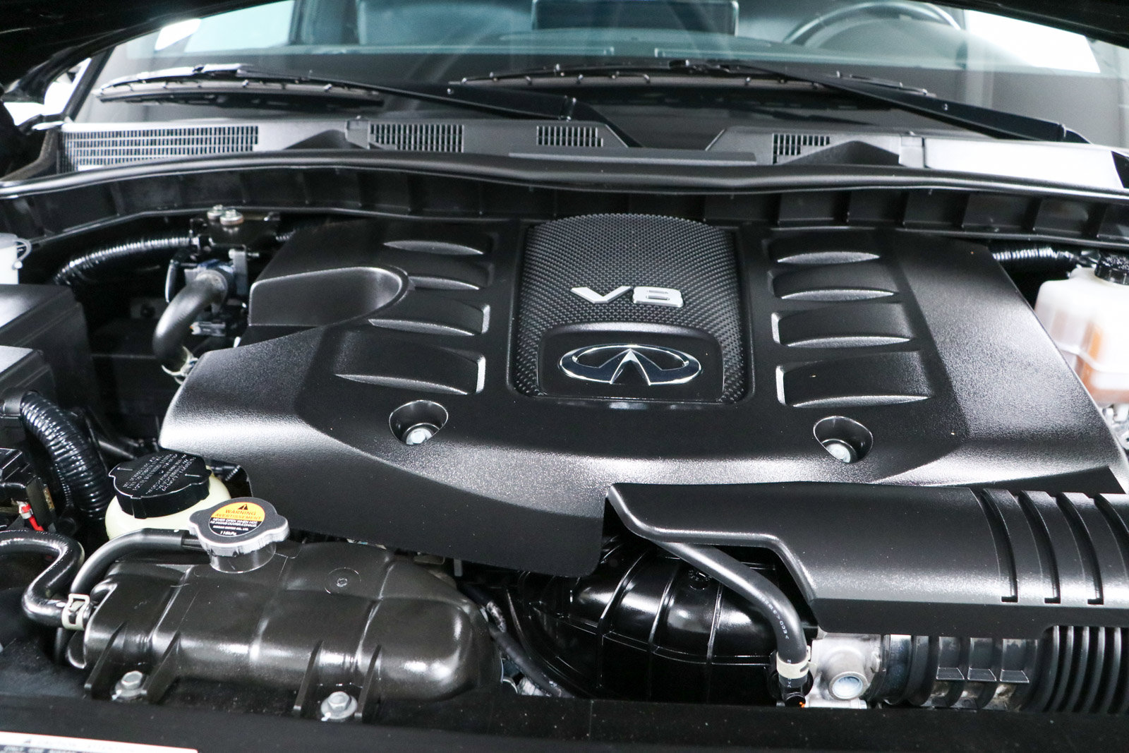 Used 2023 INFINITI QX80 Sensory w/ Cargo Package AWD/4WD image 36