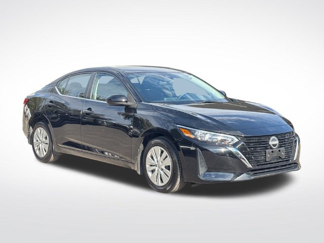 Used 2025 Nissan Sentra S w/ Trunk Package FWD image 9