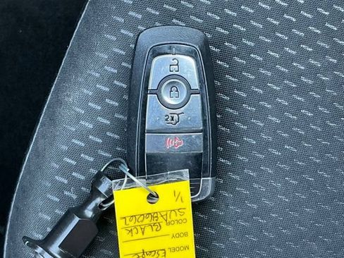 Used 2025 Ford Escape ST-Line FWD image 30