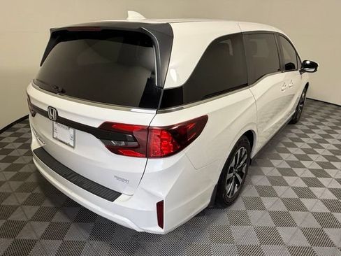 Used 2025 Honda Odyssey EX-L image 6