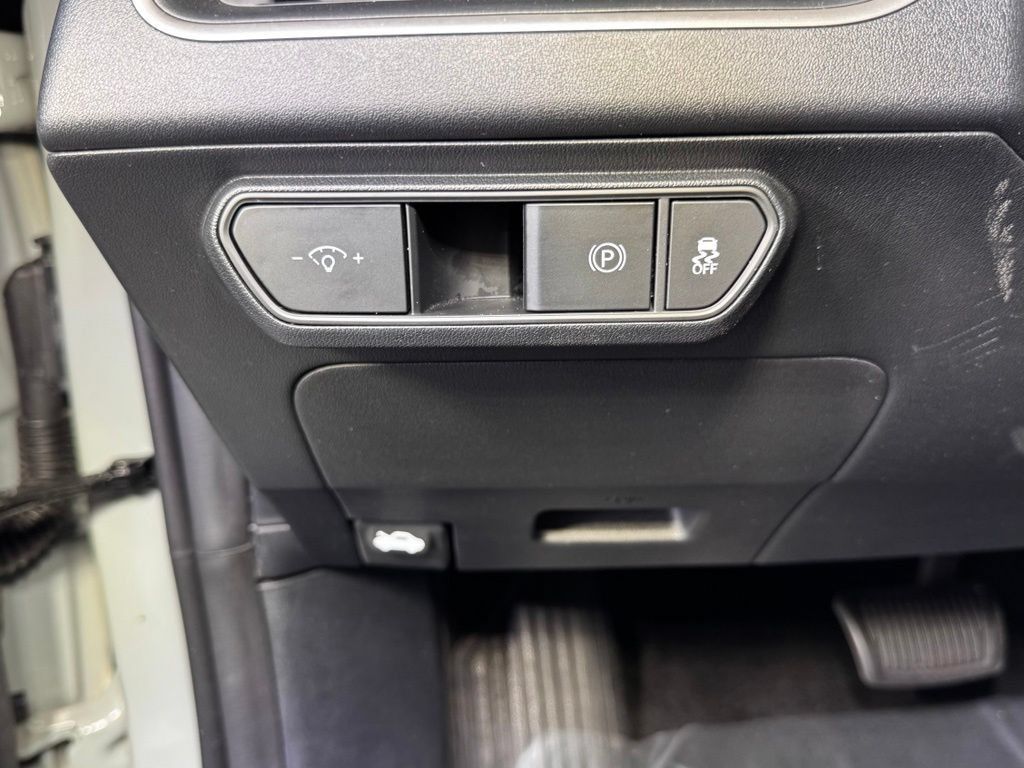 Used 2025 Kia K4 FWD image 20