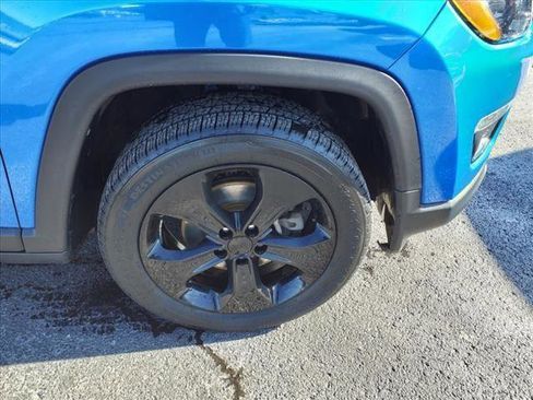 Certified 2019 Jeep Compass Latitude AWD/4WD image 7
