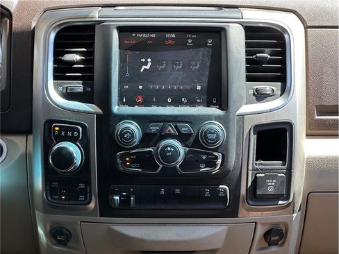 Used 2018 RAM 1500 Big Horn AWD/4WD image 23