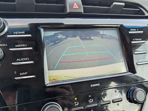 Used 2020 Toyota Camry LE FWD image 23