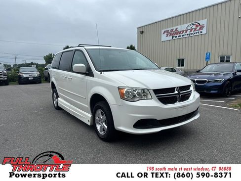 Used 2012 Dodge Grand Caravan SXT image 1