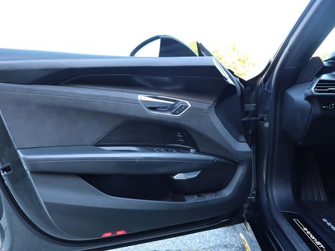 Used 2022 Audi e-tron GT Prestige w/ Prestige Package image 18