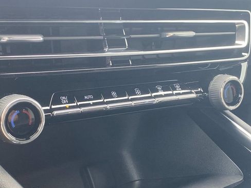 New 2026 Chevrolet Traverse LT w/ Driver Confidence Package image 22