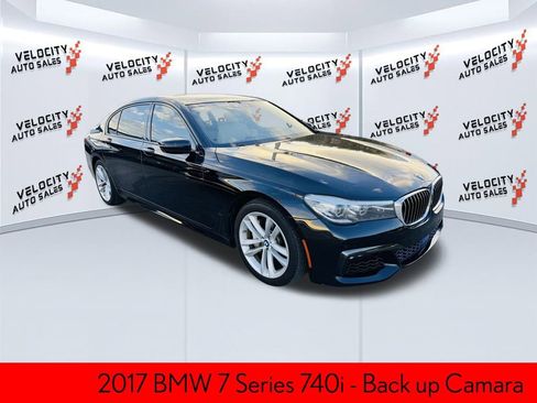 Used 2017 BMW 740i 740i image 1