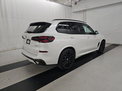 Used 2024 BMW X5 xDrive40i w/ M Sport Package image 6