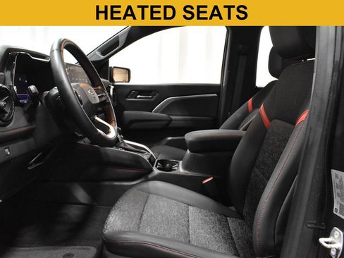 Used 2023 Chevrolet Colorado Z71 w/ Z71 Convenience Package 2 image 3