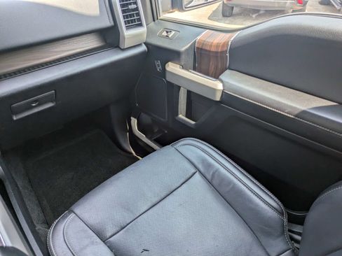 Used 2017 Ford F150 Lariat AWD/4WD image 8