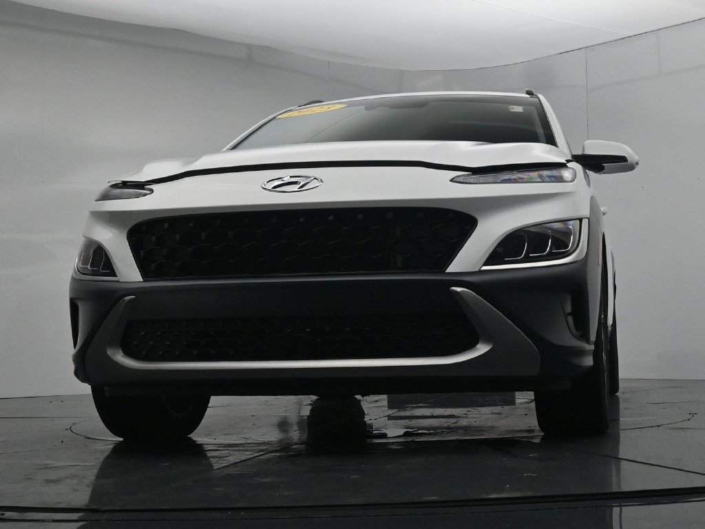 Used 2023 Hyundai Kona Limited FWD image 34