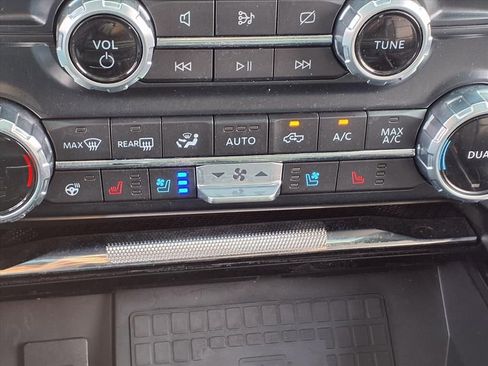 Used 2022 Ford F150 Raptor w/ Equipment Group 801A High image 16