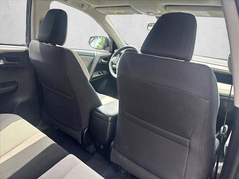 Used 2017 Toyota RAV4 XLE FWD image 22
