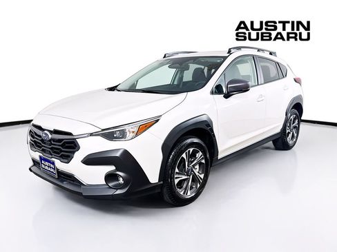 Used 2026 Subaru Crosstrek 2.5i Premium AWD/4WD image 3