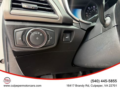 Used 2018 Ford Fusion SE FWD image 20